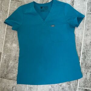 Figs Caribbean Blue Scrub Top